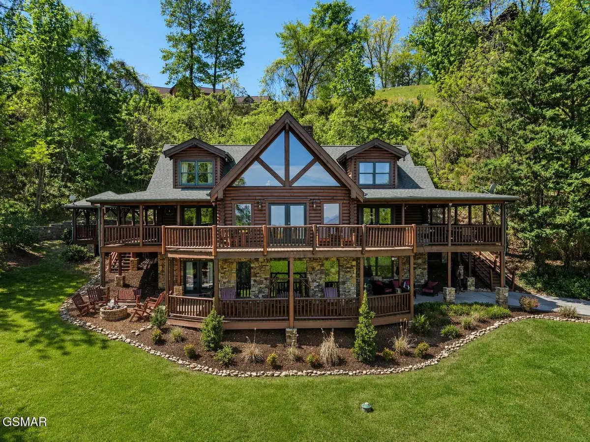 2414 Walnut Cove Way, Sevierville, TN 37862 - #1