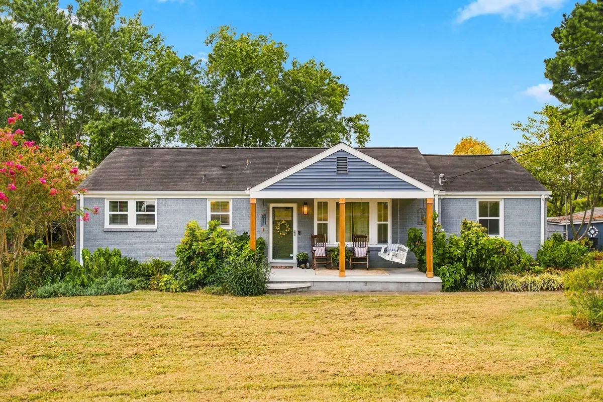 516 Vinson Dr, Nashville, TN 37217 - #1