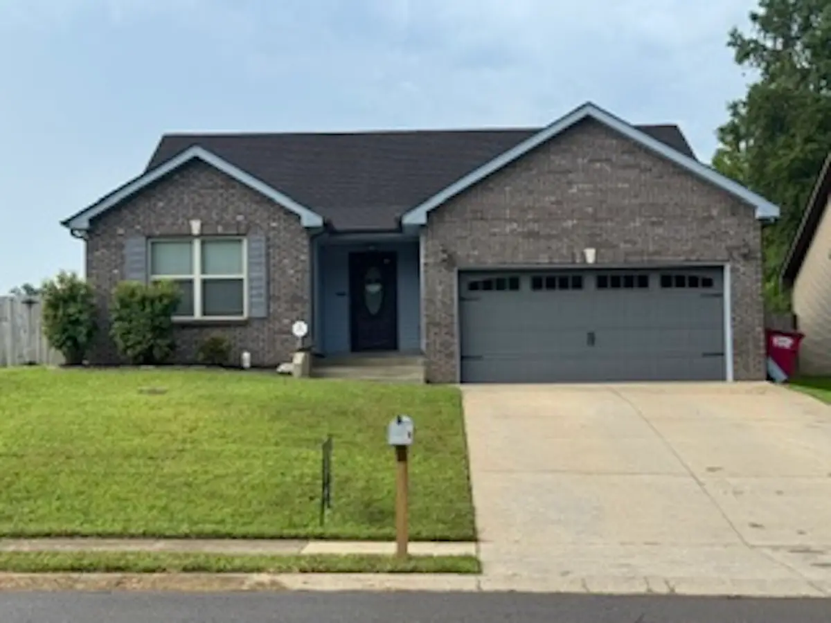 846 Shelton Cir, Clarksville, TN 37042 - #1