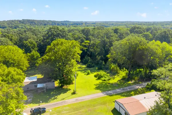 295 Forest Cir, Cadiz, KY 42211