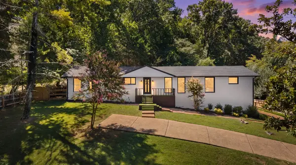 6555 Brownlee Dr, Nashville, TN 37205