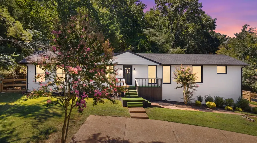 6555 Brownlee Dr, Nashville, TN 37205 - #2