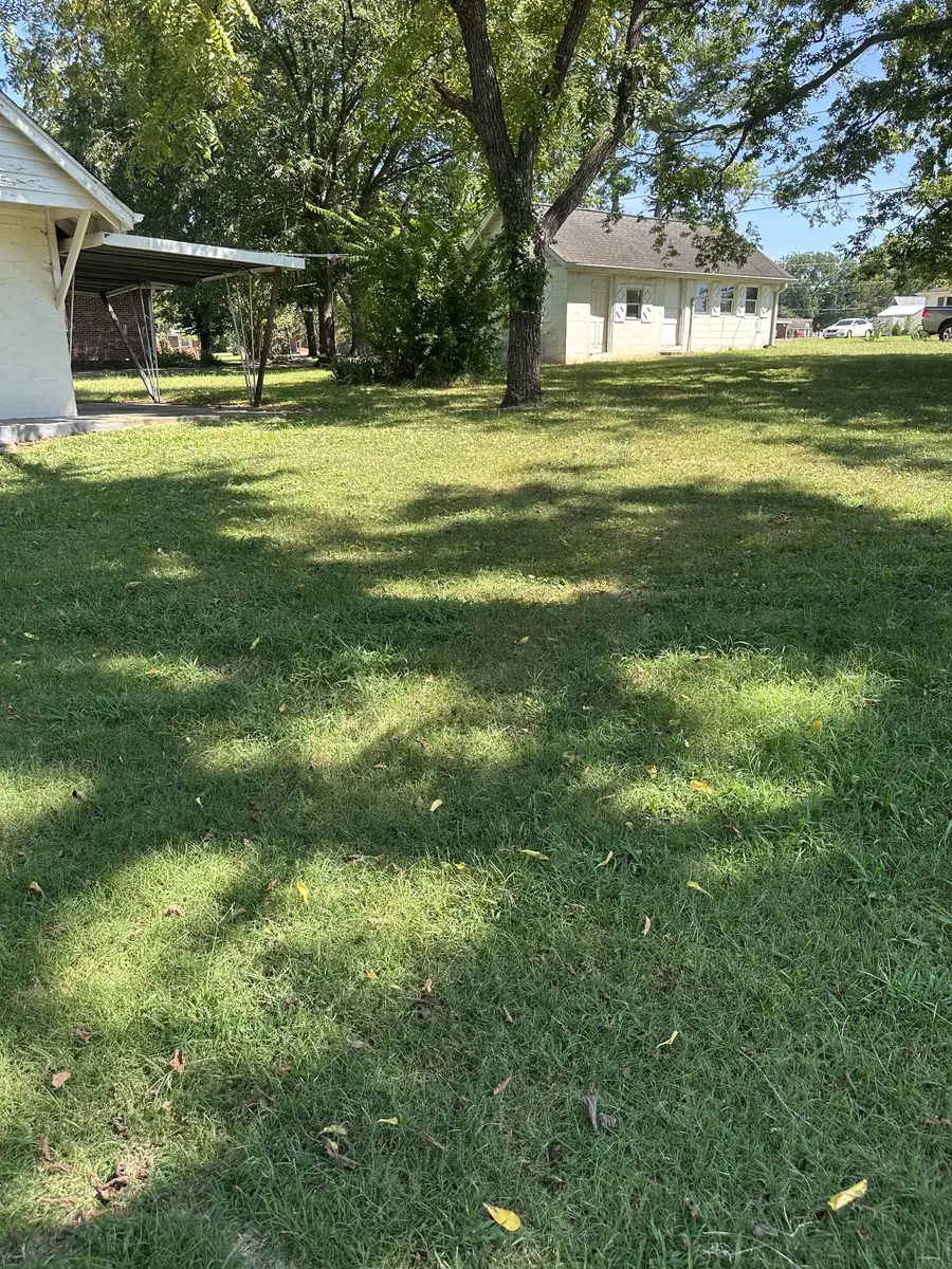 3023 Lyndale Dr, Nashville, TN 37207 - #2