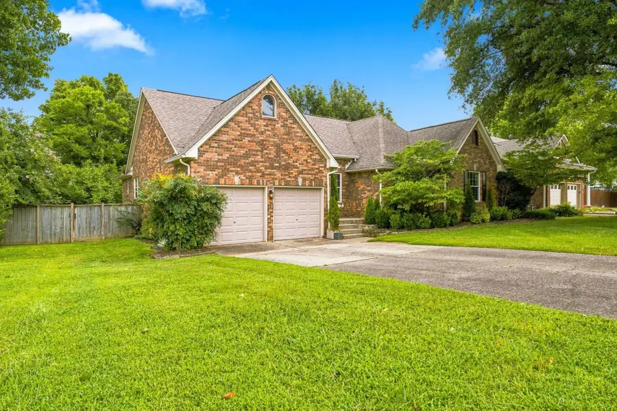 1605 Glen Trail Dr, Mount Juliet, TN 37122 - #3