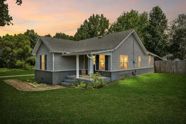 876 Prosser Rd, Leoma, TN 38468