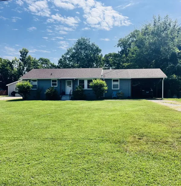 907 Hunt St, Murfreesboro, TN 37130