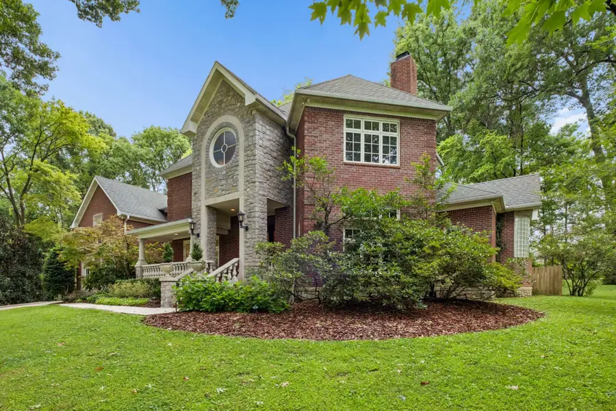 943 Oak Valley Ln, Nashville, TN 37220 - #2