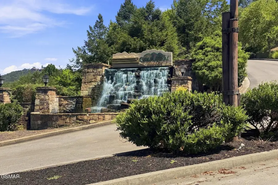 818 Golf View Boulevard #UNIT 1401, Pigeon Forge, TN 37863 - #2