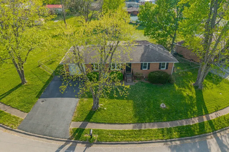 3611 Bahama Dr, Hopkinsville, KY 42240 - #3