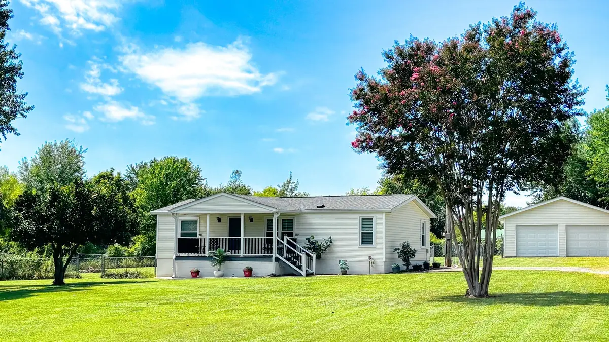 4076 Blake Ln, White House, TN 37188 - #1