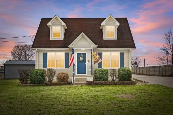 5483 Roaring Springs Rd, Cadiz, KY 42211