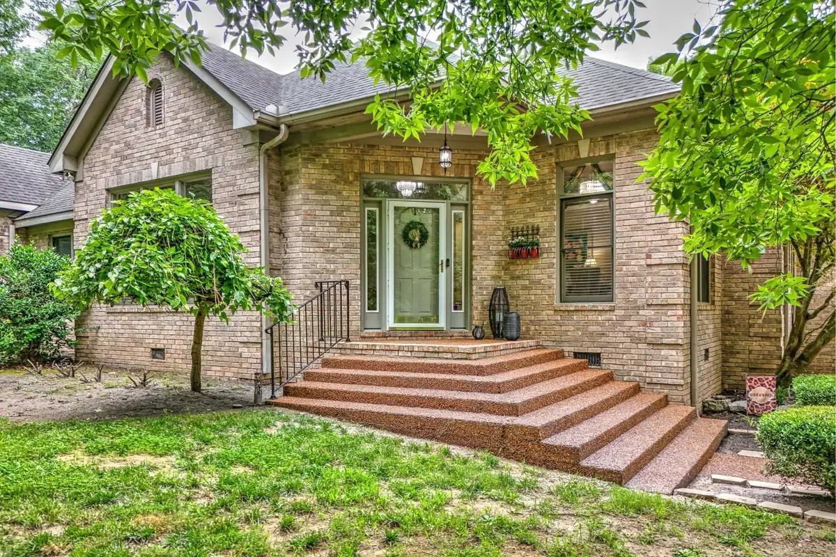 5544 S New Hope Rd, Hermitage, TN 37076 - #1