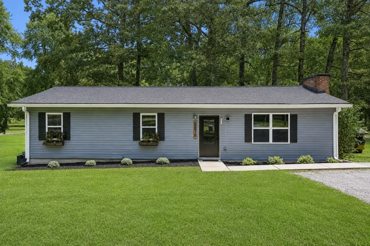 2078 Sears Roebuck Rd, Tullahoma, TN 37388 - #1