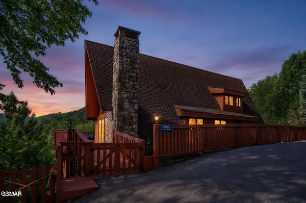 1109 Ski View Drive, Gatlinburg, TN 37738