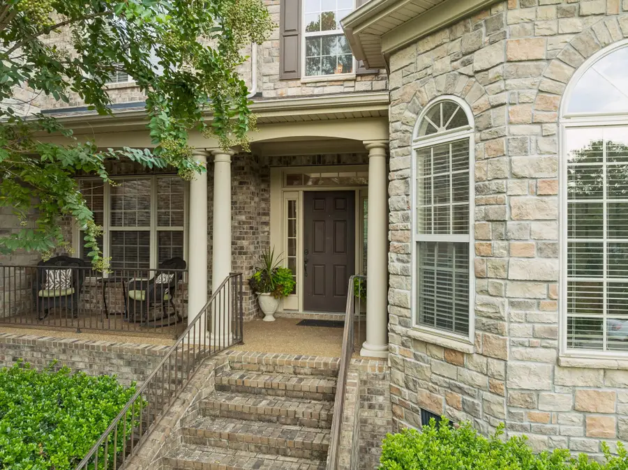 7167 Tullamore Ln, Franklin, TN 37067 - #2