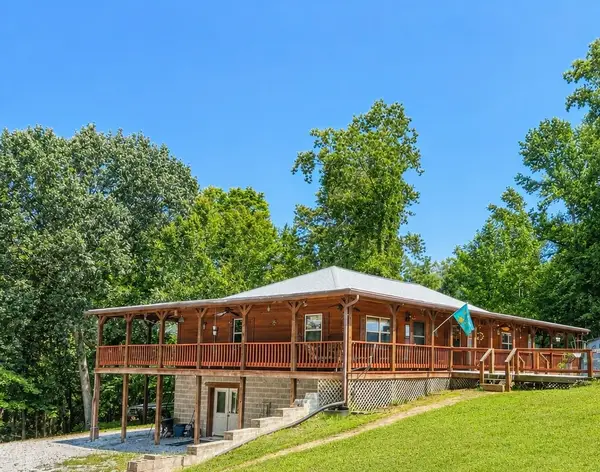 238 Apollo Dr, Bumpus Mills, TN 37028
