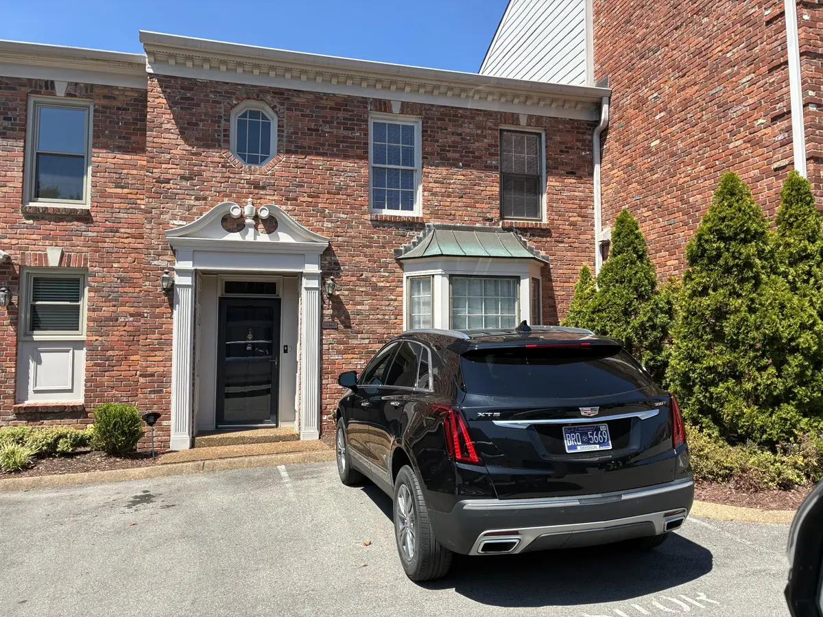 2044 Graybar Ln, Nashville, TN 37215 - #1