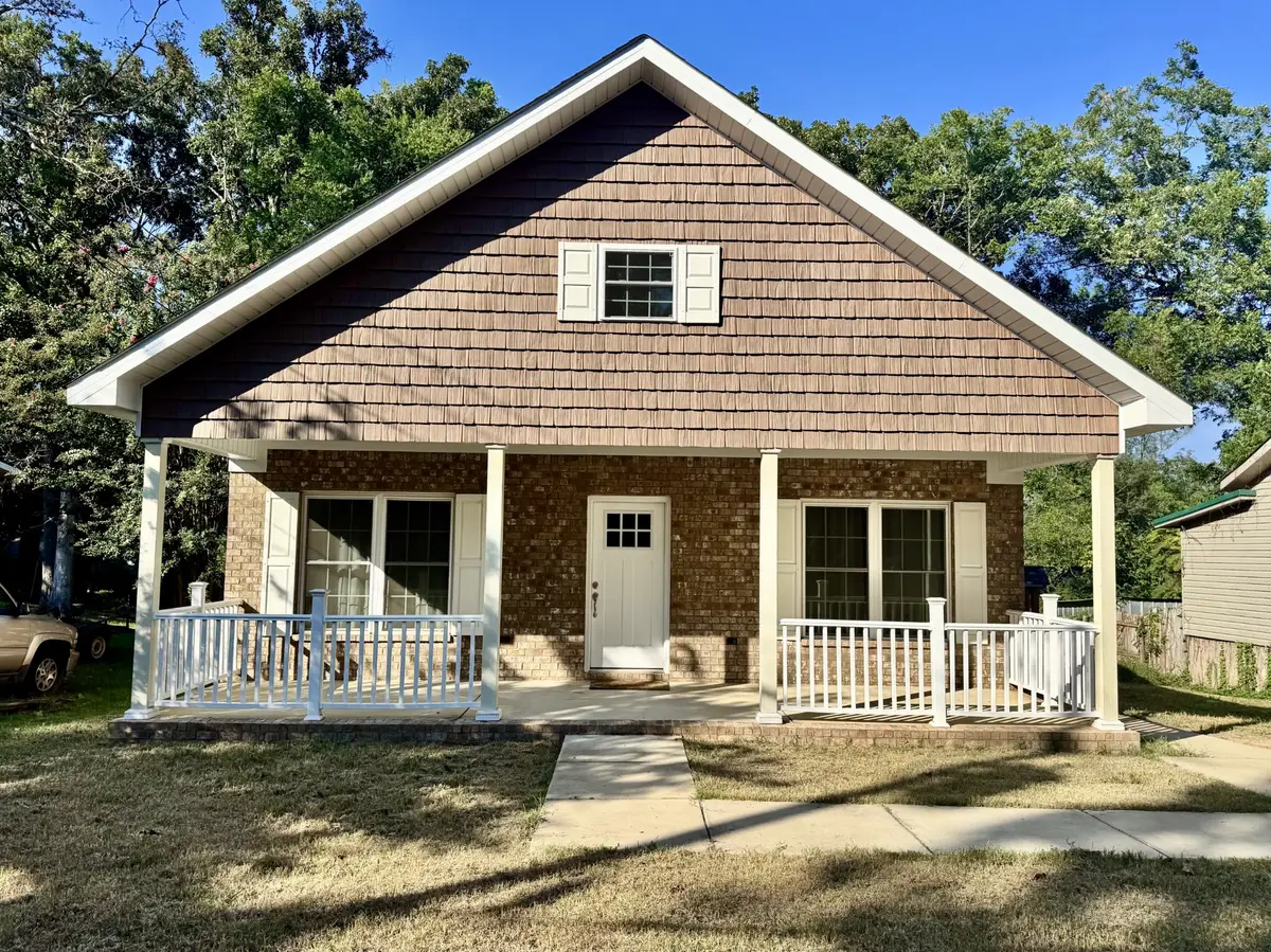 529 Howell St, Florence, AL 35630 - #1