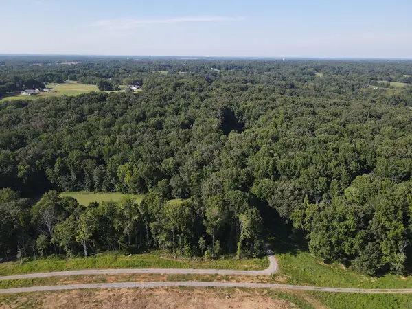 20 Gholson Rd, Clarksville, TN 37043