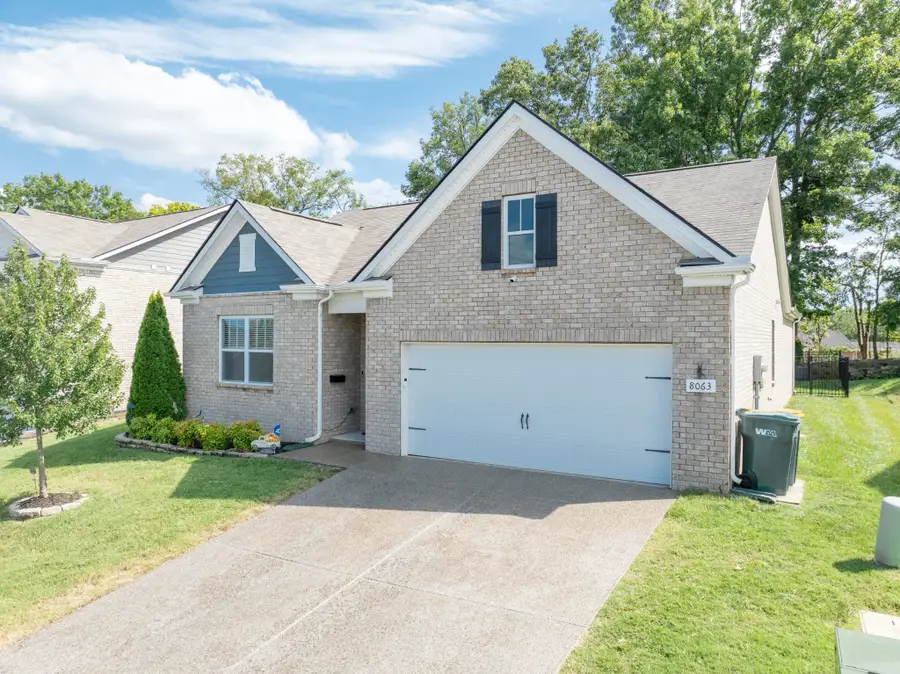 8063 Forest Hills Dr, Spring Hill, TN 37174 - #3
