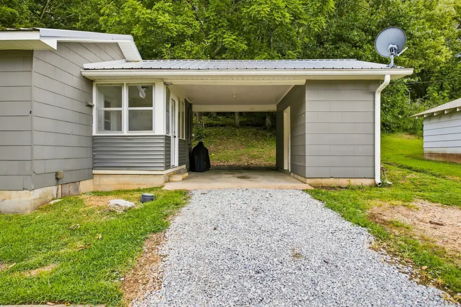 4854 Dry Fork Rd, Hampshire, TN 38461 - #3