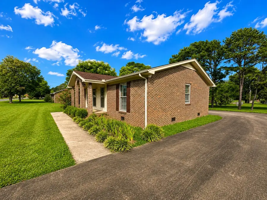 1008 Brindley Dr, Pulaski, TN 38478 - #3