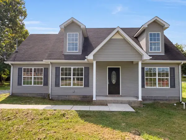 305 Shadow Dr, Shelbyville, TN 37160
