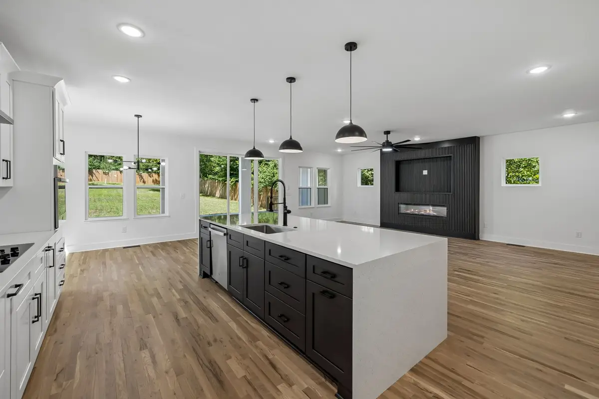 3826 Saunders Ave, Nashville, TN 37216 - #1