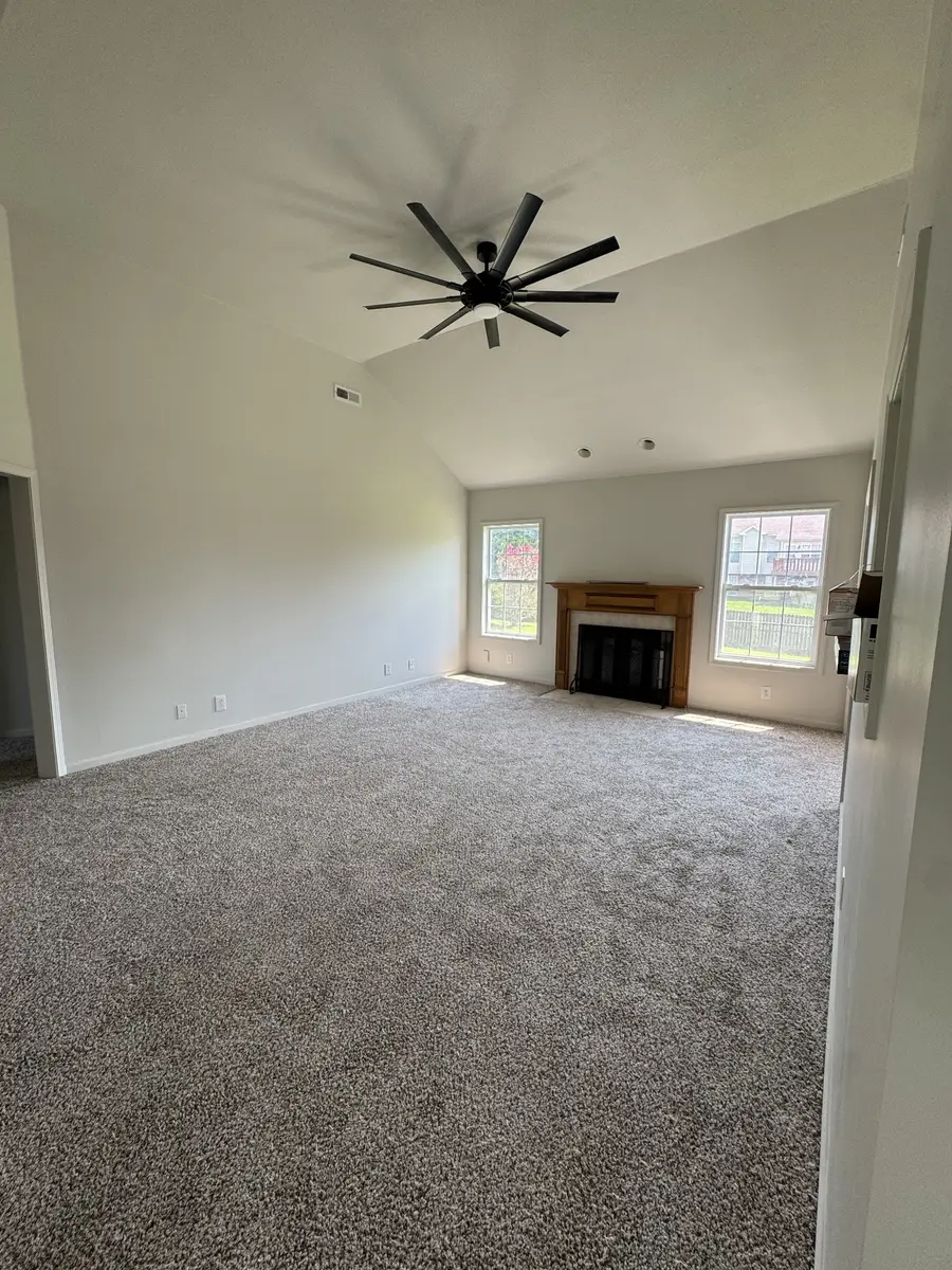 321 Greenspoint Ct, Clarksville, TN 37042 - #3