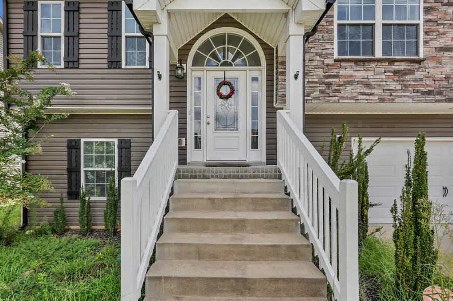 109 Sycamore Hill Drive, Clarksville, TN 37042 - #2