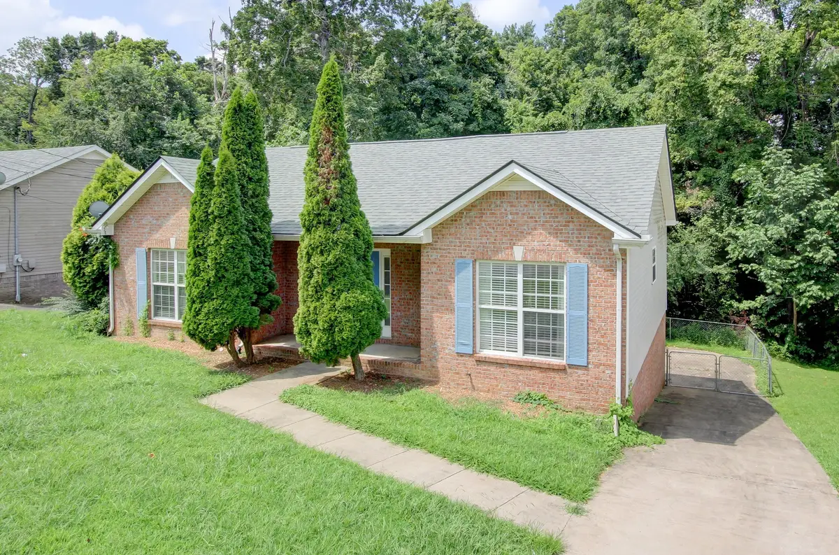 341 Brook Mead Dr, Clarksville, TN 37042 - #1