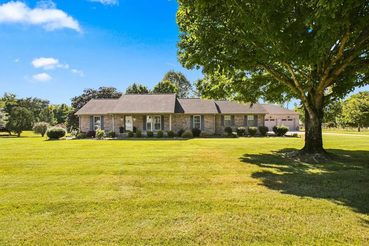 835 Nathan Dr, Columbia, TN 38401 - #1