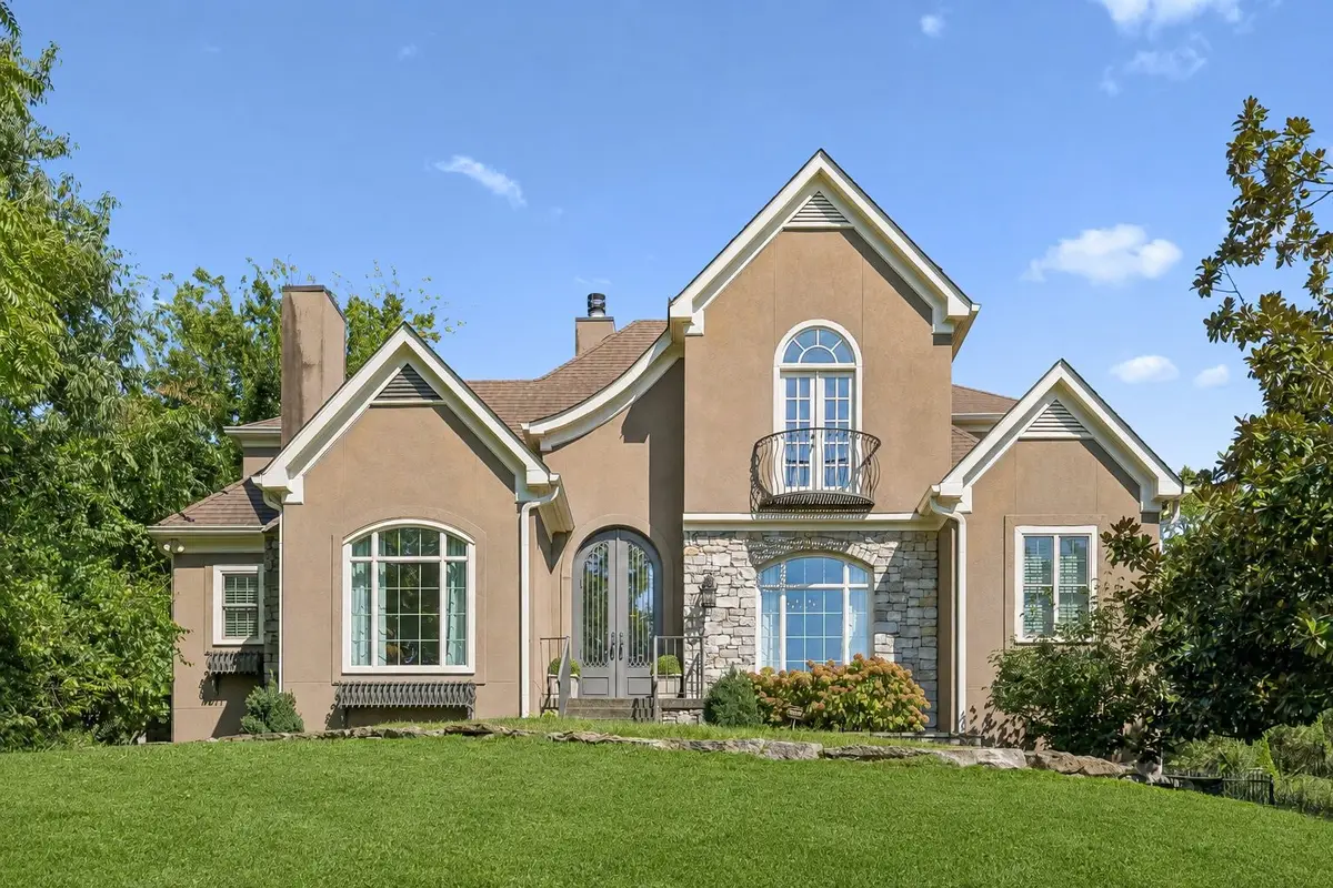 3430 Golf Club Ln, Nashville, TN 37215 - #1