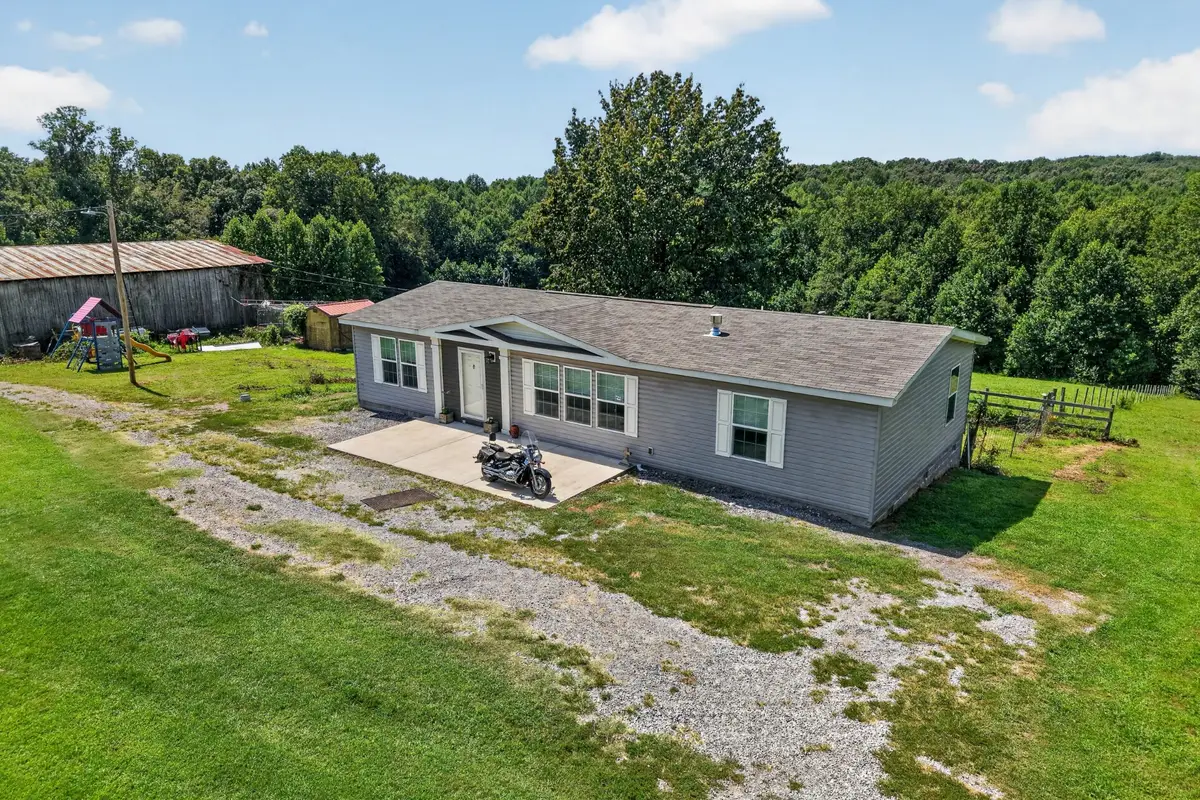 1168 Barnes Mill Rd, Smithville, TN 37166 - #1