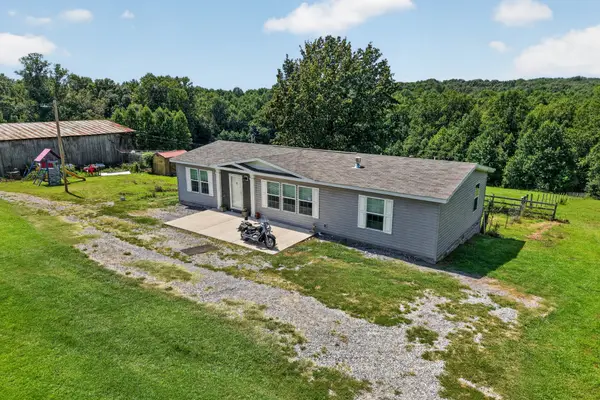 1168 Barnes Mill Rd, Smithville, TN 37166