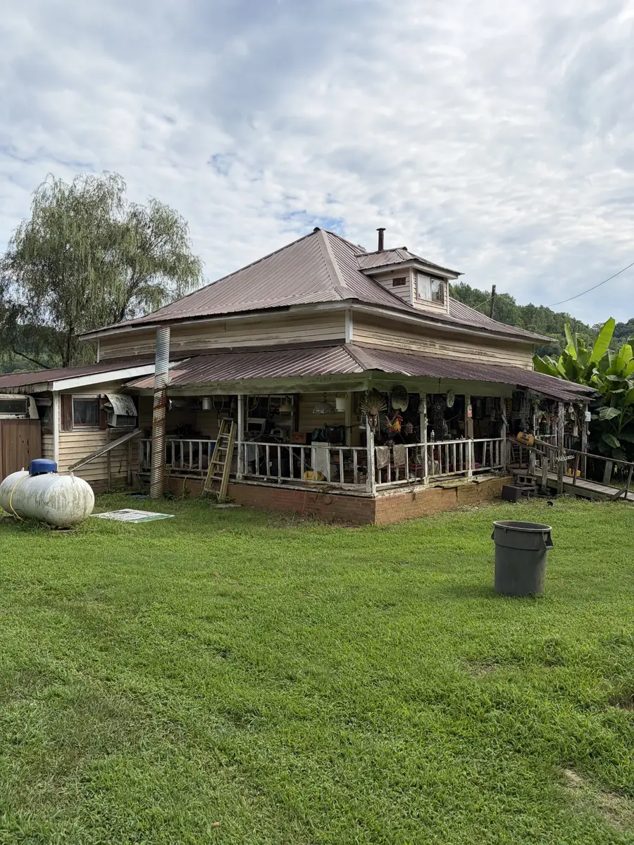 845 Flynns Creek Rd, Gainesboro, TN 38562 - #2