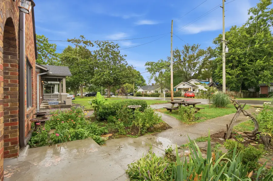 1207 Howard Ave, Nashville, TN 37216 - #3