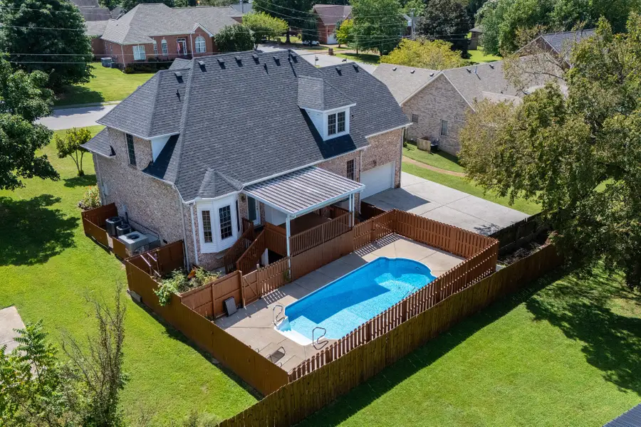 260 Page Dr, Mount Juliet, TN 37122 - #2