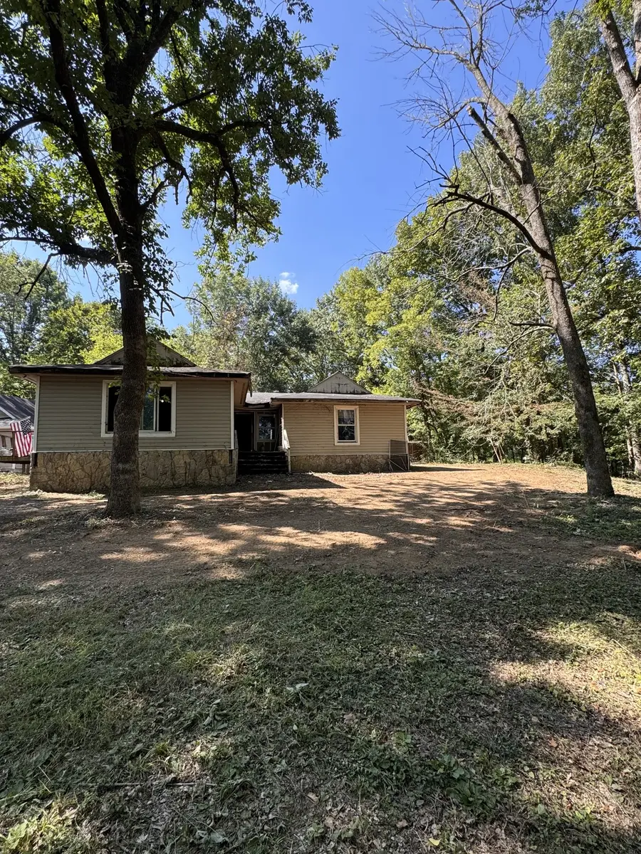 330 Lytle Dr, Hartsville, TN 37074 - #3