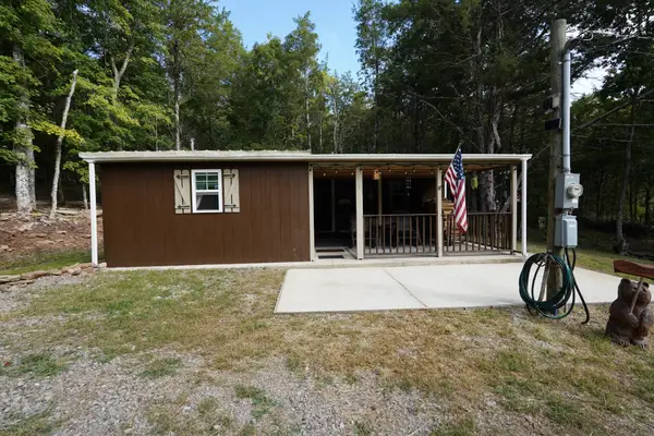 2279 Doll Conway Rd, Clifton, TN 38425