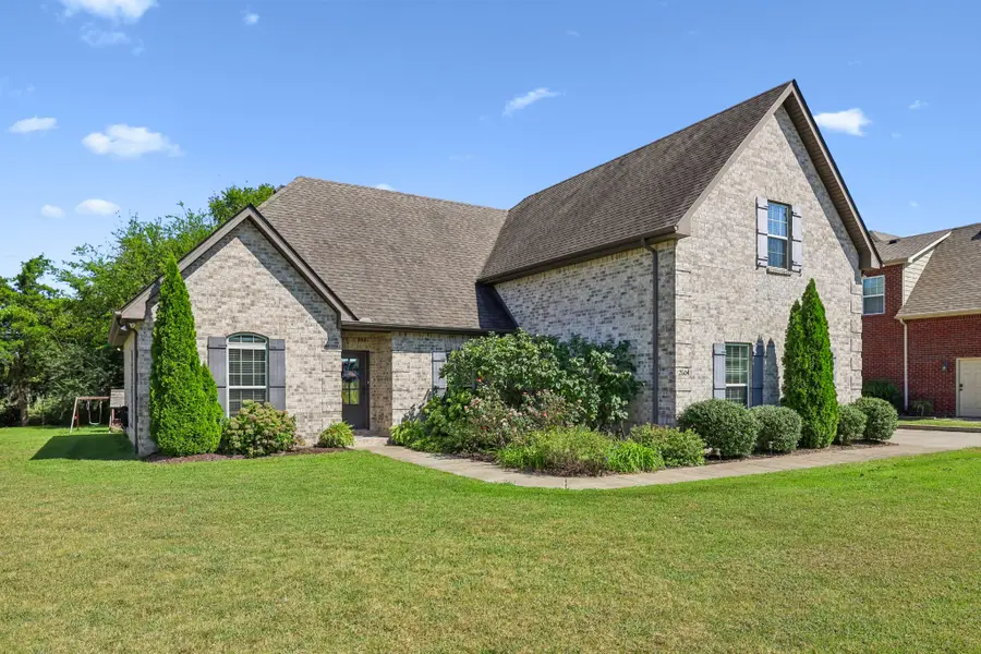 2604 Tellyman Ave, Murfreesboro, TN 37130 - #2