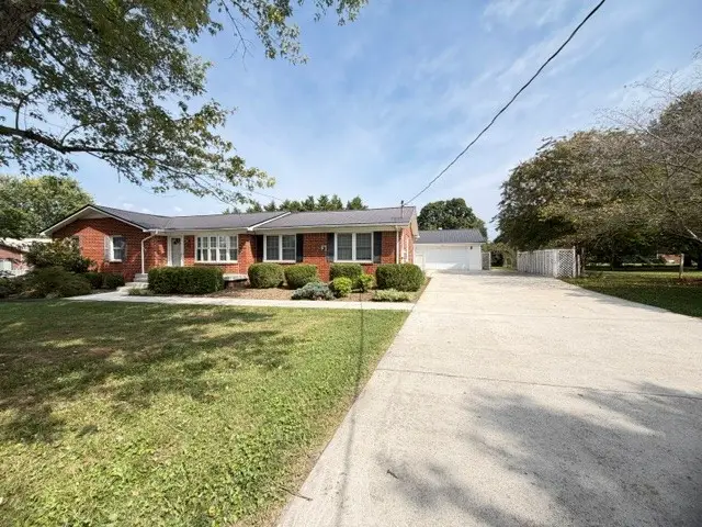 310 Woodland Dr, Decherd, TN 37324 - #3