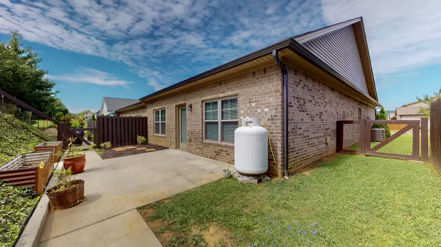 4833 Grove Park Dr Ne, Cleveland, TN 37312 - #3