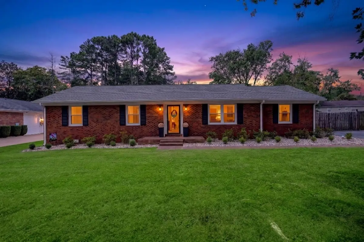 1311 Trinity Dr, Murfreesboro, TN 37129 - #1
