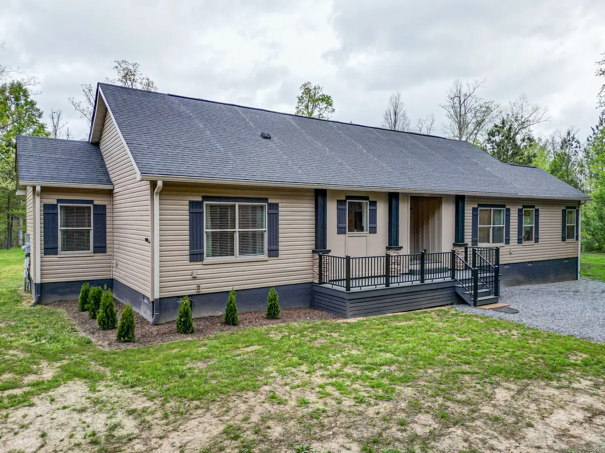 920 Mason Bates Bend Rd, Centerville, TN 37033 - #1