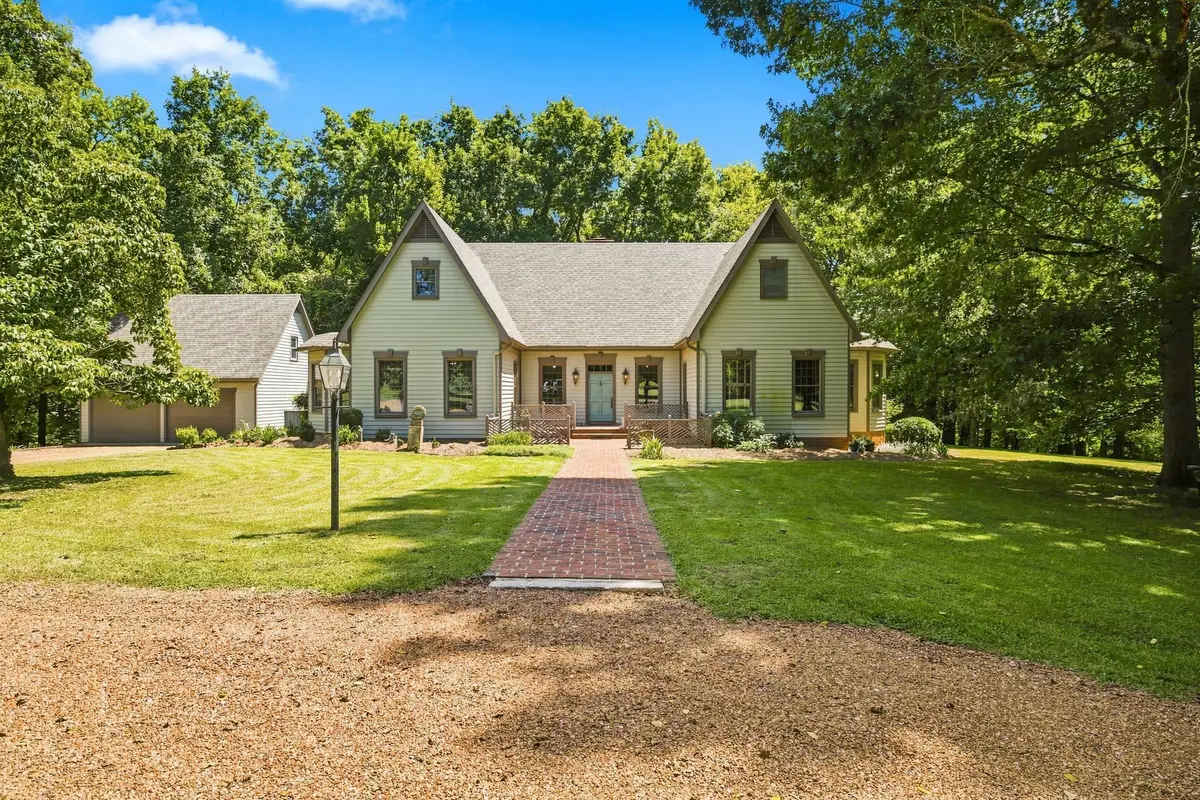 212 Kippsford Pond Rd, Columbia, TN 38401 - #1