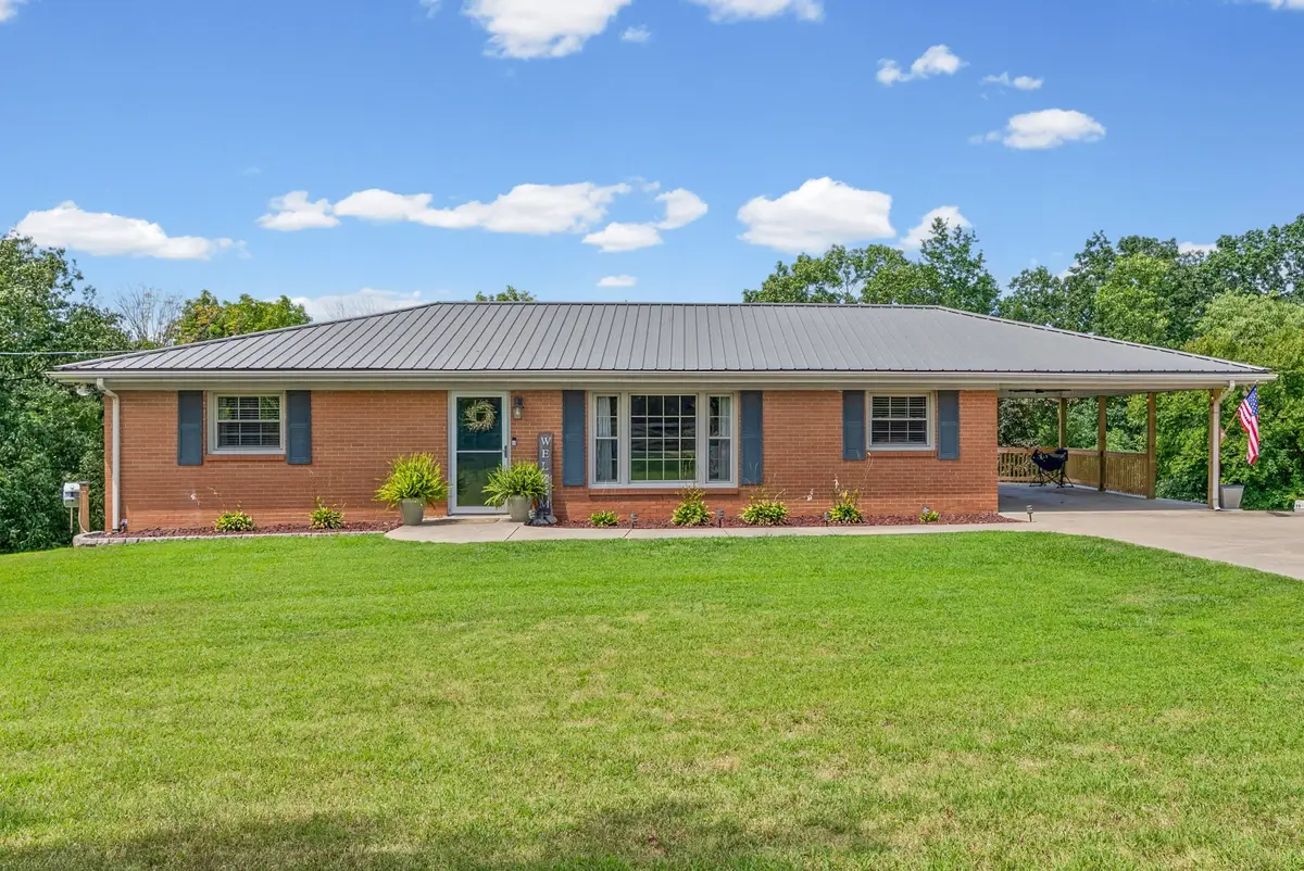 871 Center Point Rd, Dover, TN 37058 - #1
