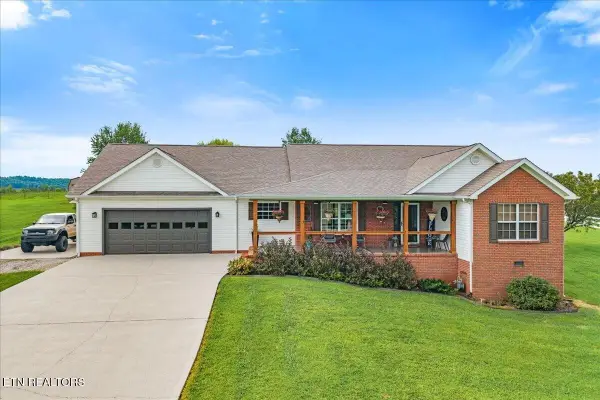 165 County Road 326, Sweetwater, TN 37874