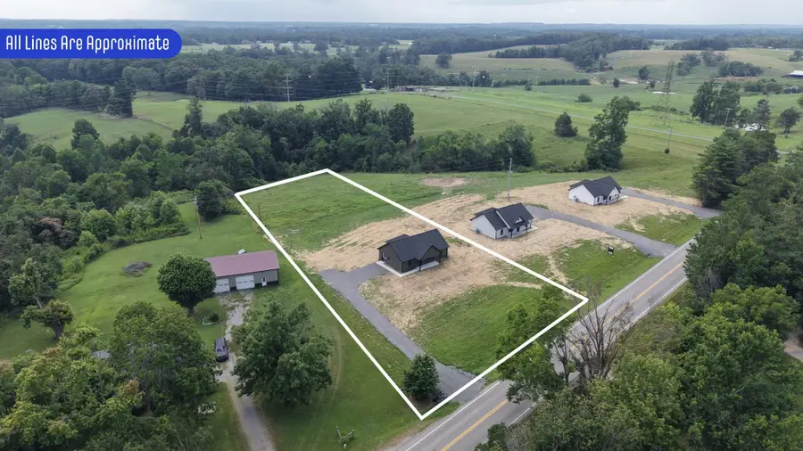 4649 Scottsville Rd, Lafayette, TN 37083 - #3