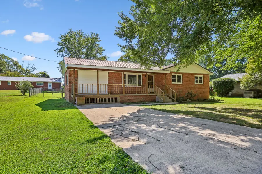 112 Smith St, Huntland, TN 37345 - #2